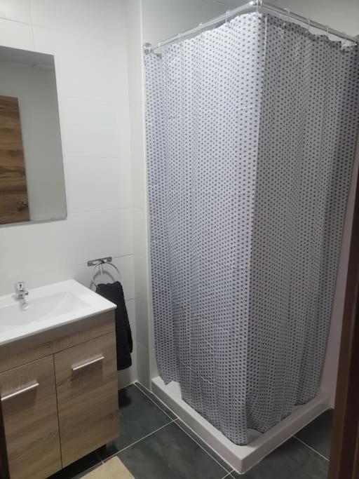 Apartamento Kuko Con Wifi Al Lado Metro Bilbao Exteriér fotografie
